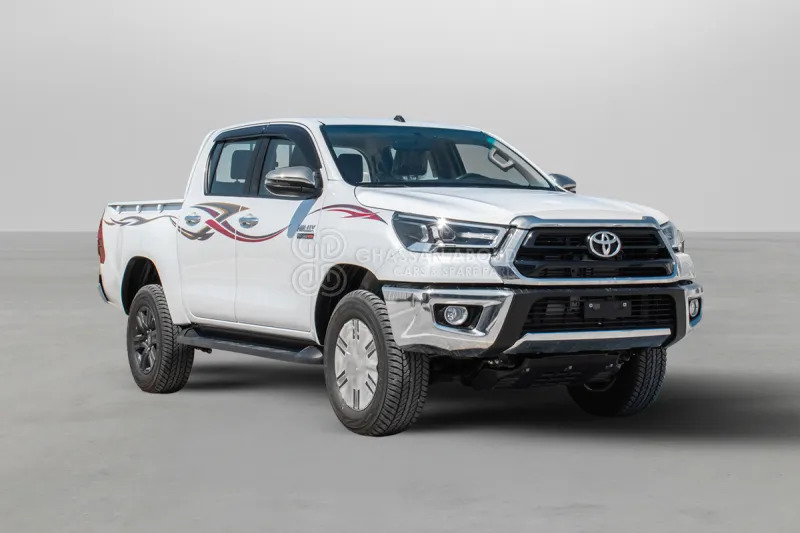Toyota Hilux 4X4 Double Cabin - 皮卡车, 康比货车:图1 Toyota Hilux 4X4 Double Cabin - 皮卡车, 康比货车:图1