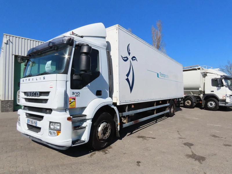 Iveco Stralis 310 8 meter box! Retarder, Great condition! - 厢式卡车:图1 Iveco Stralis 310 8 meter box! Retarder, Great condition! - 厢式卡车:图1