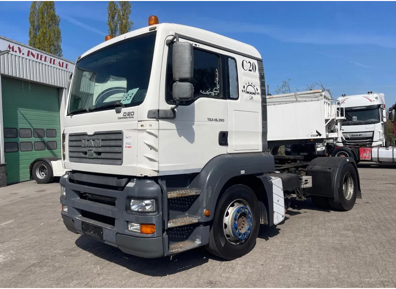 MAN TGA 18.390 Manual gear - 牵引车:图2 MAN TGA 18.390 Manual gear - 牵引车:图2