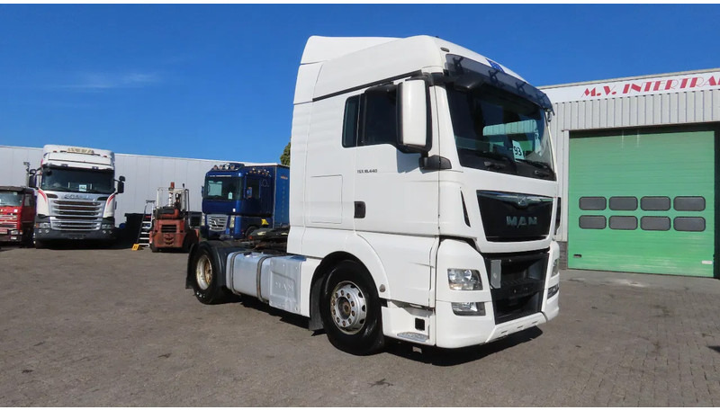 MAN TGX 14.440 RETARDER, 2 tanks, GREAT CONDITION! - 牵引车:图1 MAN TGX 14.440 RETARDER, 2 tanks, GREAT CONDITION! - 牵引车:图1