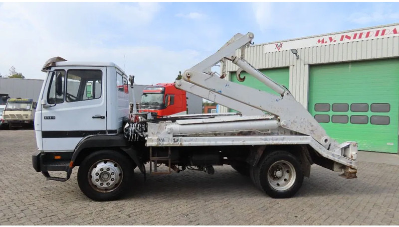 Mercedes-Benz 1514 Manual diesel pomp. Very clean - 光缆系统卡车:图4 Mercedes-Benz 1514 Manual diesel pomp. Very clean - 光缆系统卡车:图4