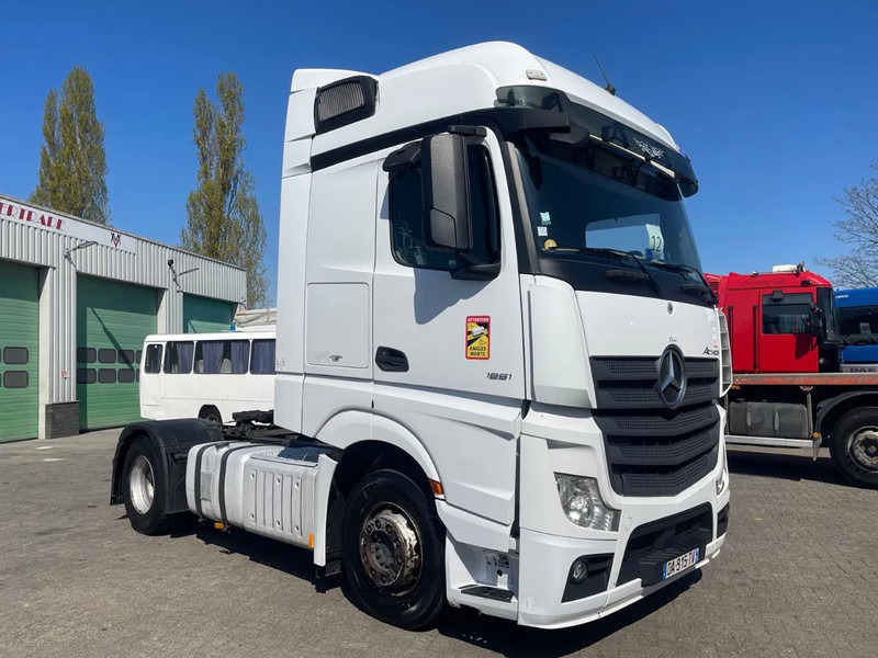 Mercedes-Benz Actros 1851 RETARDER, EVV, 831300 km original! RETARDER, 2 tanks - 牵引车:图1 Mercedes-Benz Actros 1851 RETARDER, EVV, 831300 km original! RETARDER, 2 tanks - 牵引车:图1