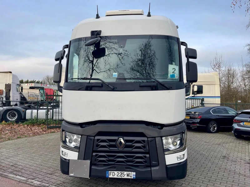 Renault T460 VF611A166KD029811 , RETARDER, COMPRESSOR, ADR, PTO. France truck - 牵引车:图2 Renault T460 VF611A166KD029811 , RETARDER, COMPRESSOR, ADR, PTO. France truck - 牵引车:图2