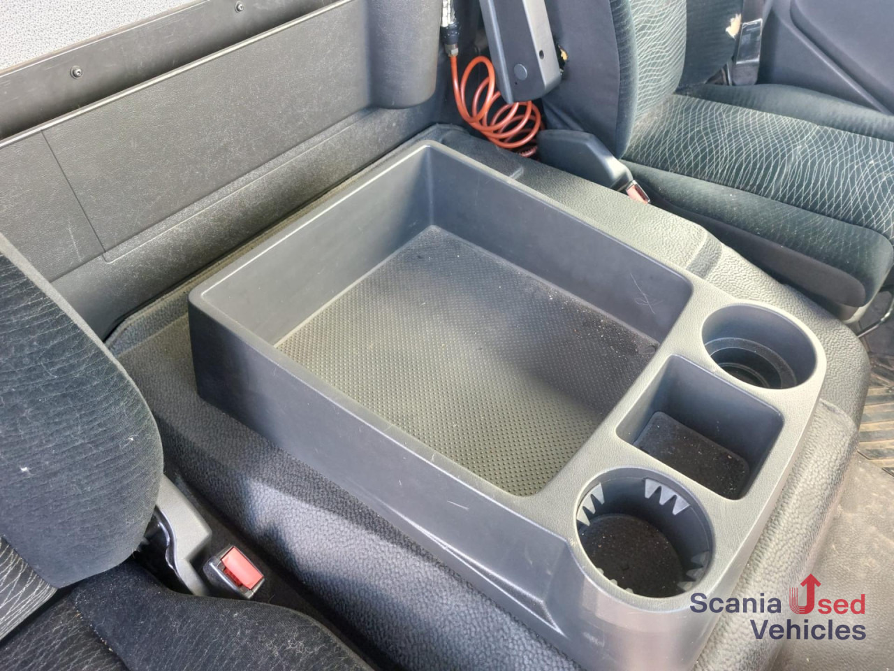 MERCEDES-BENZ Atego 1221 L Koffer Ladebordwand - 厢式卡车:图2 MERCEDES-BENZ Atego 1221 L Koffer Ladebordwand - 厢式卡车:图2