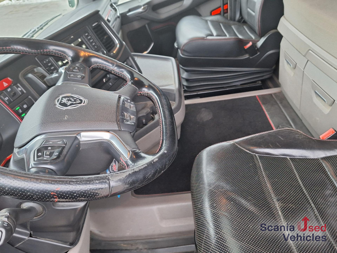 SCANIA R 580 B6x4NB+Epsilon M12 Z - 木材运输车, 起重车:图5 SCANIA R 580 B6x4NB+Epsilon M12 Z - 木材运输车, 起重车:图5