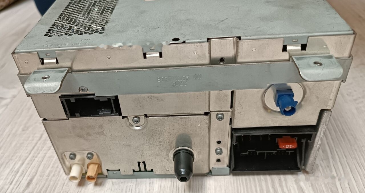 Bosch SCANIA SAT NAV, DVD/CD PLAYER Scania - 导航系统 适用于 卡车:图5 Bosch SCANIA SAT NAV, DVD/CD PLAYER Scania - 导航系统 适用于 卡车:图5