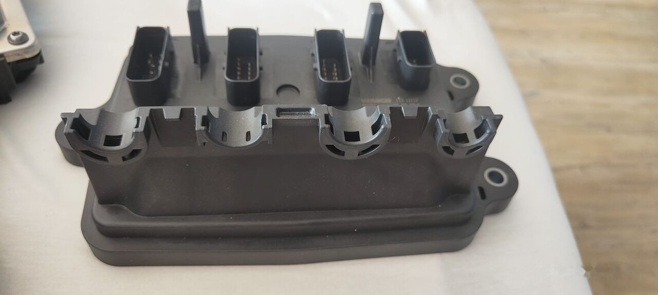 WABCO ABS 4461063000 Scania - ECU 适用于 卡车:图2 WABCO ABS 4461063000 Scania - ECU 适用于 卡车:图2