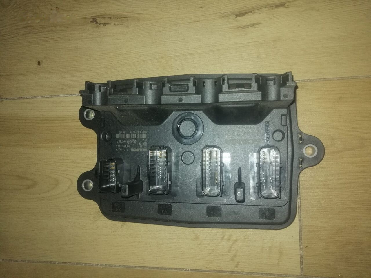 WABCO ABS 4461063000 Scania - ECU 适用于 卡车:图4 WABCO ABS 4461063000 Scania - ECU 适用于 卡车:图4