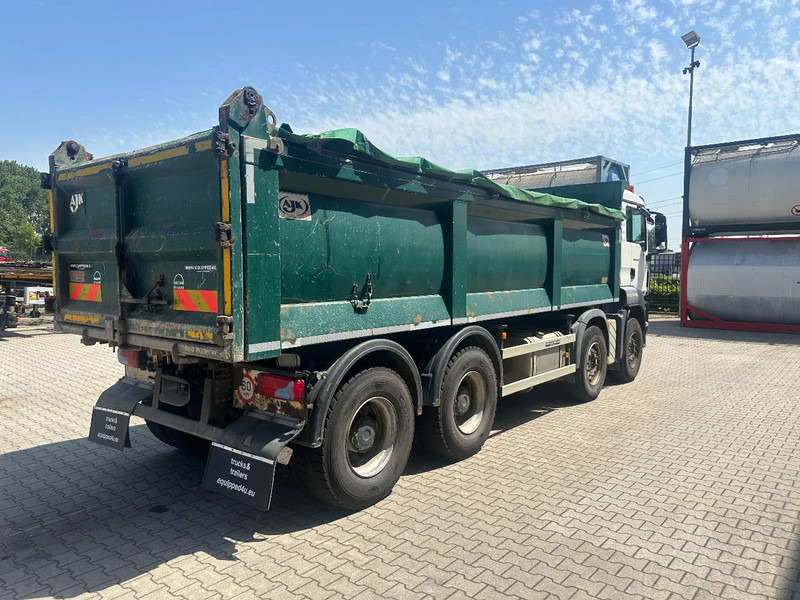 MAN TGS 35.440 AJK HARDOX KIPPER (16.5m3), 8x4, MANUAL, EURO-5, TWIN-STEER, BIG AXLES - 翻斗车:图5 MAN TGS 35.440 AJK HARDOX KIPPER (16.5m3), 8x4, MANUAL, EURO-5, TWIN-STEER, BIG AXLES - 翻斗车:图5
