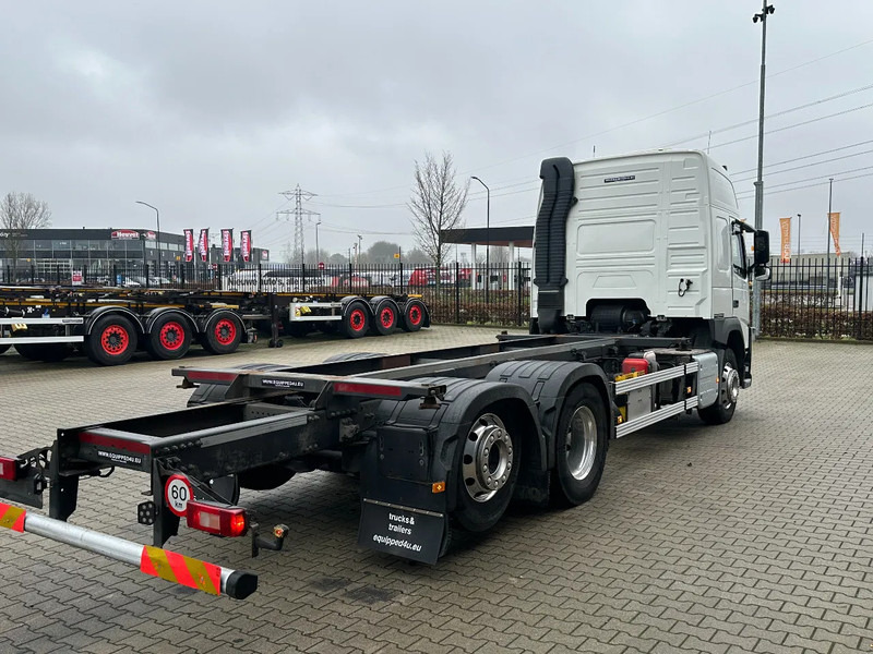 Volvo FM 380 Globetrotter 6x2, ADR (FL, AT, OX), LIFT/STEER, 636.183km - 驾驶室底盘卡车:图5 Volvo FM 380 Globetrotter 6x2, ADR (FL, AT, OX), LIFT/STEER, 636.183km - 驾驶室底盘卡车:图5