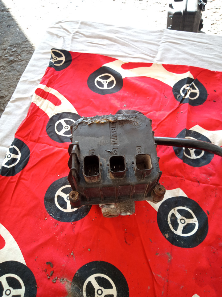 DAF XF106 - 制动阀:图2 DAF XF106 - 制动阀:图2