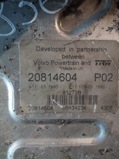 EDC VOLVO FH520 D13A520 20814604 20814604 P02 - ECU 适用于 卡车:图1 EDC VOLVO FH520 D13A520 20814604 20814604 P02 - ECU 适用于 卡车:图1