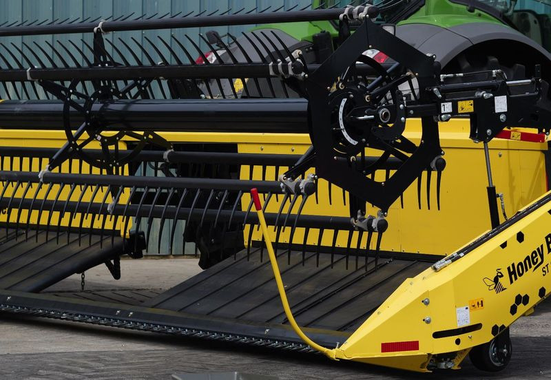 新的 谷物收割装置 Honey Bee ST 36 - BANDSCHWADMÄHWERK:图11 新的 谷物收割装置 Honey Bee ST 36 - BANDSCHWADMÄHWERK:图11
