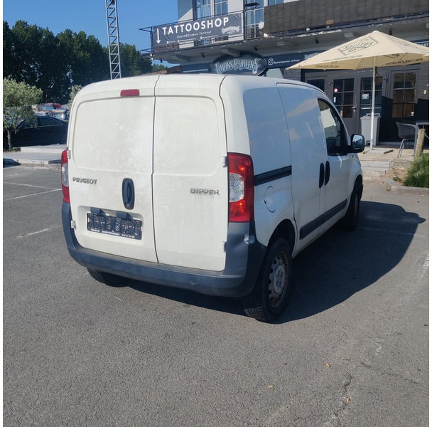 Peugeot Bipper - 汽车:图3 Peugeot Bipper - 汽车:图3