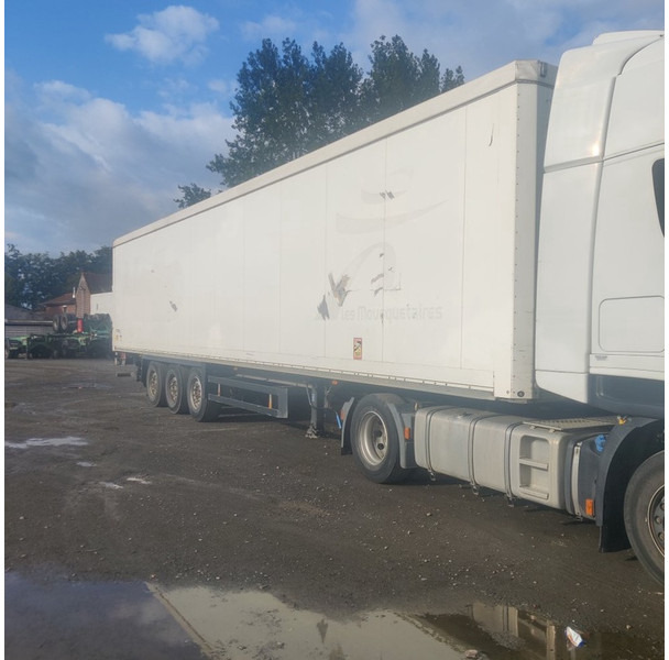Schmitz Cargobull SKI 24 - 封闭厢式半拖车:图5 Schmitz Cargobull SKI 24 - 封闭厢式半拖车:图5