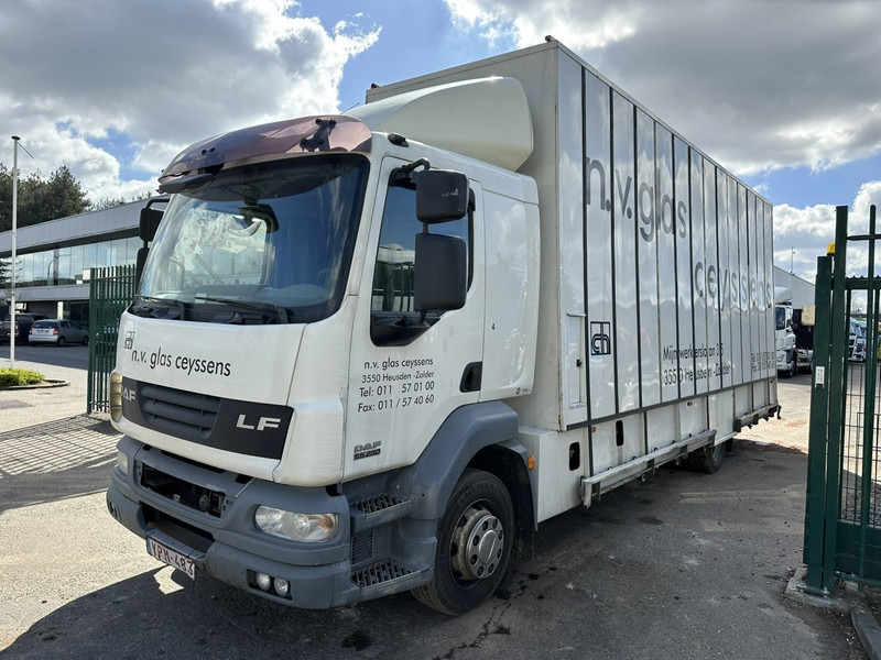 DAF LF 55.250 12T - GLASTRANSPORT / GLASRESTEEL - AIR SUSPENSION - EURO 4 - BELGIAN REGISTRATION - 卡车:图3 DAF LF 55.250 12T - GLASTRANSPORT / GLASRESTEEL - AIR SUSPENSION - EURO 4 - BELGIAN REGISTRATION - 卡车:图3