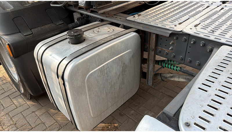 DAF XF 460 PTO HYDR - RETARDER - *568.000km* - SPOILERS - BE TRUCK - 牵引车:图4 DAF XF 460 PTO HYDR - RETARDER - *568.000km* - SPOILERS - BE TRUCK - 牵引车:图4