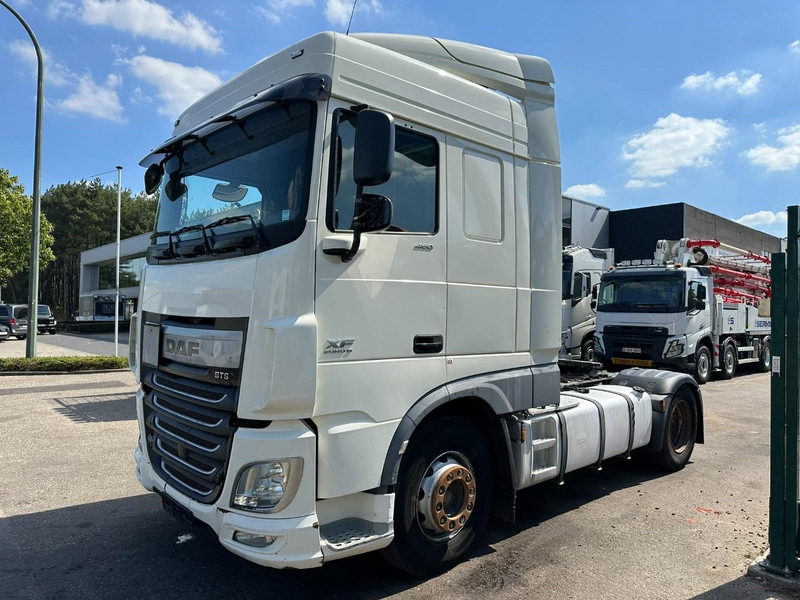 DAF XF 460 RETARDER + PTO HYDR - MX 13L - 460HP - SPACECAB - A/C - FRIGO - SPOILERS - EURO 6 - BE TRUCK - 牵引车:图3 DAF XF 460 RETARDER + PTO HYDR - MX 13L - 460HP - SPACECAB - A/C - FRIGO - SPOILERS - EURO 6 - BE TRUCK - 牵引车:图3