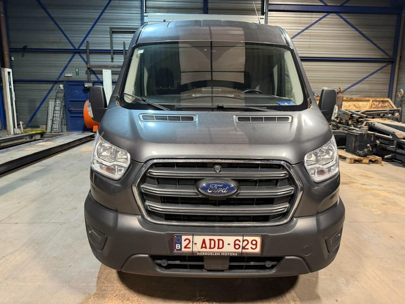 Ford Transit 350 L2H2 TREND - AUTO - CAMERA - NAVI - PDC - A/C - 2.0 D - 170HP - *NEW CONDITION / WIE NEU* - GREY METALLIC - 无侧窗厢式货车:图2 Ford Transit 350 L2H2 TREND - AUTO - CAMERA - NAVI - PDC - A/C - 2.0 D - 170HP - *NEW CONDITION / WIE NEU* - GREY METALLIC - 无侧窗厢式货车:图2