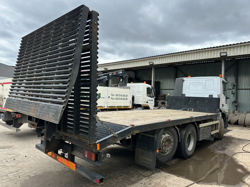 Iveco STRALIS 270 6x2 OPRIJWAGEN / AUTOTRANSPORTER / MACHINE CARRIER + WINCH + RAMPS - *127.000km* - BE TRUCK - 自动转运卡车:图4 Iveco STRALIS 270 6x2 OPRIJWAGEN / AUTOTRANSPORTER / MACHINE CARRIER + WINCH + RAMPS - *127.000km* - BE TRUCK - 自动转运卡车:图4