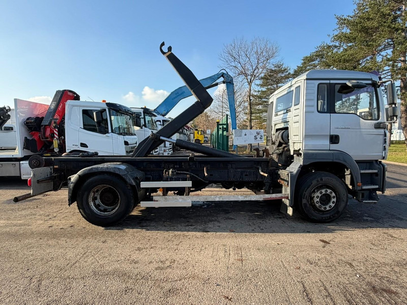 MAN TGA 18.350 4x2 19T HOOKLIFT / ABROLLKIPPER / GANCHO / AMPLIROL - EURO 3 - AS TRONIC AUTOMATIC - 吊钩升降车:图4 MAN TGA 18.350 4x2 19T HOOKLIFT / ABROLLKIPPER / GANCHO / AMPLIROL - EURO 3 - AS TRONIC AUTOMATIC - 吊钩升降车:图4