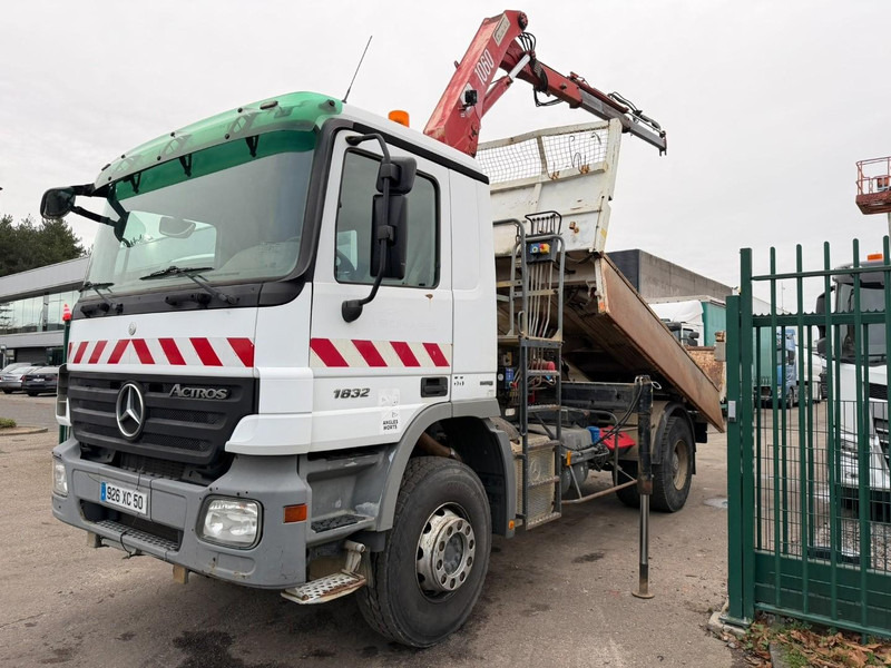 Mercedes-Benz ACTROS 1832 MP2 4x2 2-WAY TIPPER + CRANE - HMF 1063 K 2 - 5/6F - BORDMATIC - EPS 3 PEDALES - BIG AXLE HUB REDUCTION - 356.000km - FR TRUCK - 翻斗车, 起重车:图3 Mercedes-Benz ACTROS 1832 MP2 4x2 2-WAY TIPPER + CRANE - HMF 1063 K 2 - 5/6F - BORDMATIC - EPS 3 PEDALES - BIG AXLE HUB REDUCTION - 356.000km - FR TRUCK - 翻斗车, 起重车:图3