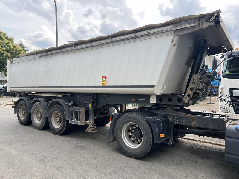 Schmitz Cargobull SKI 24 3-AXLES SAF - STEEL BODY / ALU TIPPER - GOOD CONDITION - 翻斗半拖车:图5 Schmitz Cargobull SKI 24 3-AXLES SAF - STEEL BODY / ALU TIPPER - GOOD CONDITION - 翻斗半拖车:图5