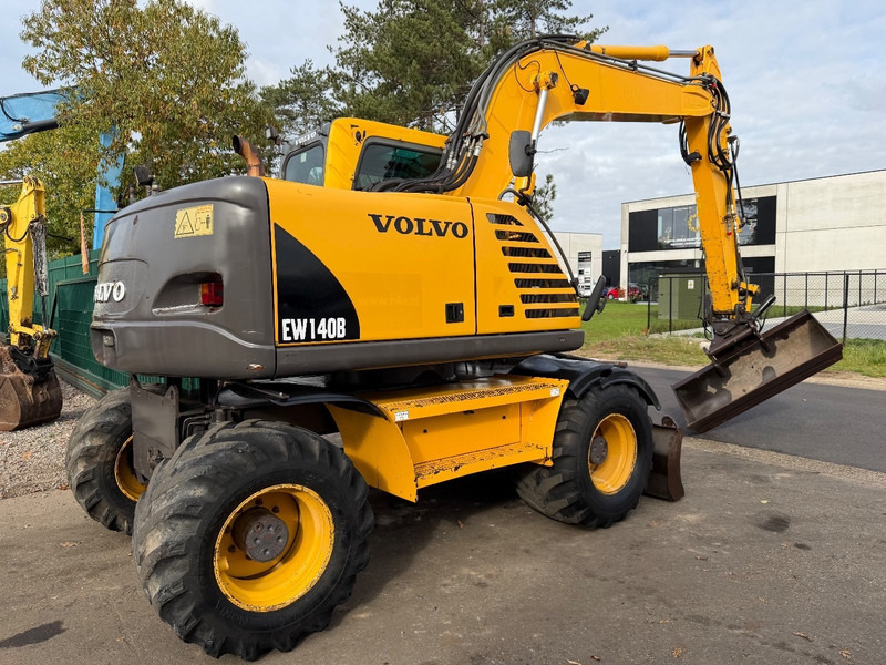 Volvo EW 140 B *FULL HYDR* - BLADE - 10.485h - TILT BUCKET - CE - NL MACHINE - GOOD CONDITION - 轮式挖掘机:图3 Volvo EW 140 B *FULL HYDR* - BLADE - 10.485h - TILT BUCKET - CE - NL MACHINE - GOOD CONDITION - 轮式挖掘机:图3