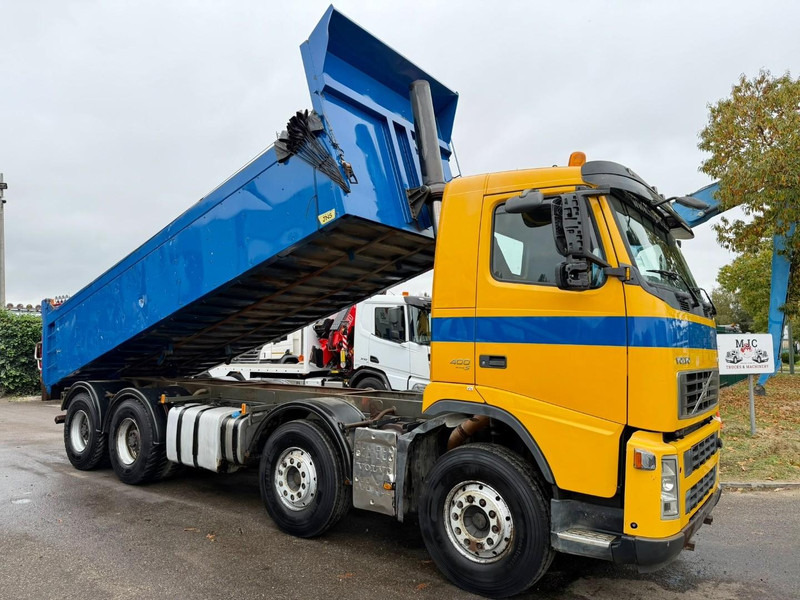 Volvo FH 400 8X4 TIPPER (insulated/isolé) - MANUAL 3+3 - STEEL SPRING / BLATT - EURO 5 - TUV 01/2026 - AXLES HUB REDUCTION - BE TRUCK - 翻斗车:图1 Volvo FH 400 8X4 TIPPER (insulated/isolé) - MANUAL 3+3 - STEEL SPRING / BLATT - EURO 5 - TUV 01/2026 - AXLES HUB REDUCTION - BE TRUCK - 翻斗车:图1