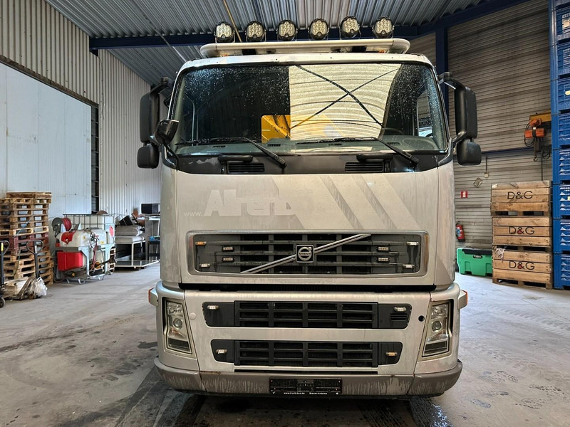 Volvo FH12-420 8x4 HOOKLIFT AJK + CRANE EFFER 250 - 3S - RADIO - TRIDEM LIFT + STEERING AXLE - I SHIFT - BE TRUCK - 吊钩升降车, 起重车:图2 Volvo FH12-420 8x4 HOOKLIFT AJK + CRANE EFFER 250 - 3S - RADIO - TRIDEM LIFT + STEERING AXLE - I SHIFT - BE TRUCK - 吊钩升降车, 起重车:图2