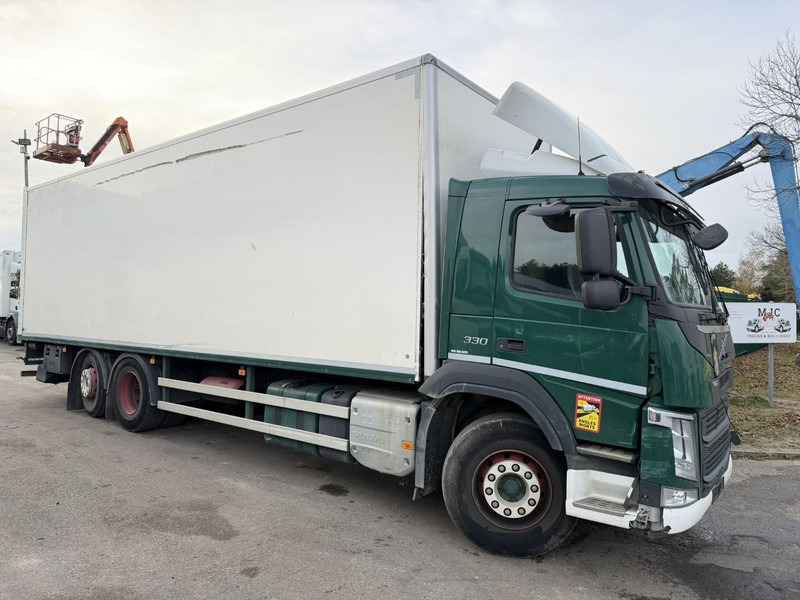 Volvo FM 330 6x2 CLOSED BOX / KOFFER 9m10 - LIFT + STEERING AXLE - *ENGINE / GEARBOX / CHASSIS = OK* - 300.000km - TUV 09/2026 - BE TRUCK - 厢式卡车:图1 Volvo FM 330 6x2 CLOSED BOX / KOFFER 9m10 - LIFT + STEERING AXLE - *ENGINE / GEARBOX / CHASSIS = OK* - 300.000km - TUV 09/2026 - BE TRUCK - 厢式卡车:图1