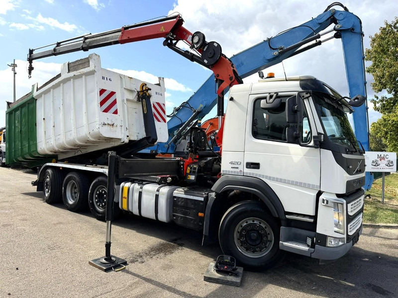 Volvo FM 420 8x2 HOOKLIFT + CRANE PALFINGER PK19.001 SLD B - *294.000km* - EURO 6 - LIFT + STEERING AXLE - I SHIFT - BE TRUCK - 吊钩升降车, 起重车:图1 Volvo FM 420 8x2 HOOKLIFT + CRANE PALFINGER PK19.001 SLD B - *294.000km* - EURO 6 - LIFT + STEERING AXLE - I SHIFT - BE TRUCK - 吊钩升降车, 起重车:图1