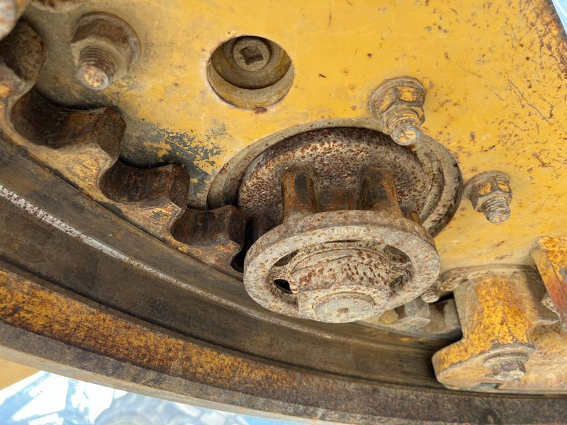 平路机 Cat 140H:图9 平路机 Cat 140H:图9