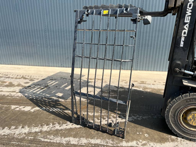 Cat 313E / 320F / 323E / 325F / 329E / 330F / 336E / 3 - 驾驶室和内部 适用于 建筑机械:图1 Cat 313E / 320F / 323E / 325F / 329E / 330F / 336E / 3 - 驾驶室和内部 适用于 建筑机械:图1