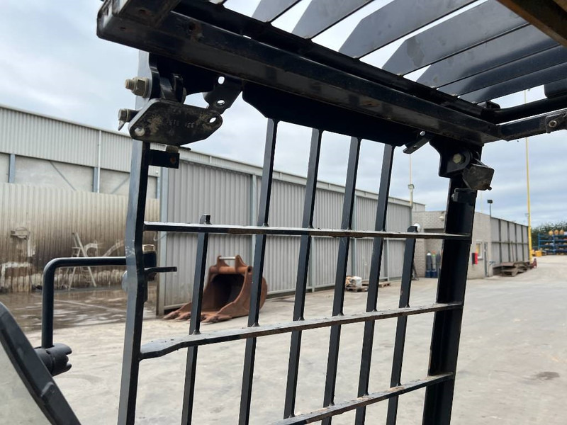 Cat 313E / M315F / 320F / 323E / 325F / 329E / 330F / - 驾驶室和内部 适用于 建筑机械:图4 Cat 313E / M315F / 320F / 323E / 325F / 329E / 330F / - 驾驶室和内部 适用于 建筑机械:图4