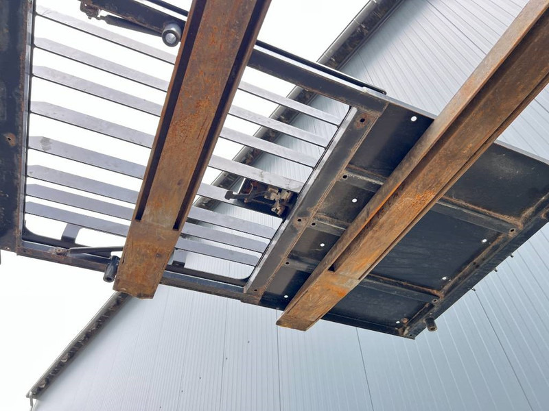 Cat 313E / M315F / 320F / 323E / 325F / 329E / 330F / - 驾驶室和内部 适用于 建筑机械:图3 Cat 313E / M315F / 320F / 323E / 325F / 329E / 330F / - 驾驶室和内部 适用于 建筑机械:图3