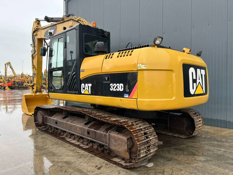 Cat 323D L - 履带式挖掘机:图2 Cat 323D L - 履带式挖掘机:图2