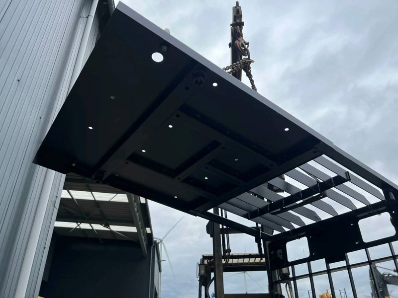 Cat 325C Guard - 驾驶室和内部 适用于 建筑机械:图4 Cat 325C Guard - 驾驶室和内部 适用于 建筑机械:图4