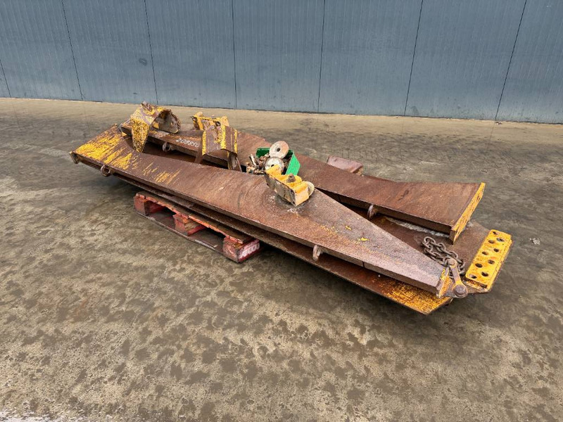 Cat 730 - 尾吊 适用于 建筑机械:图1 Cat 730 - 尾吊 适用于 建筑机械:图1