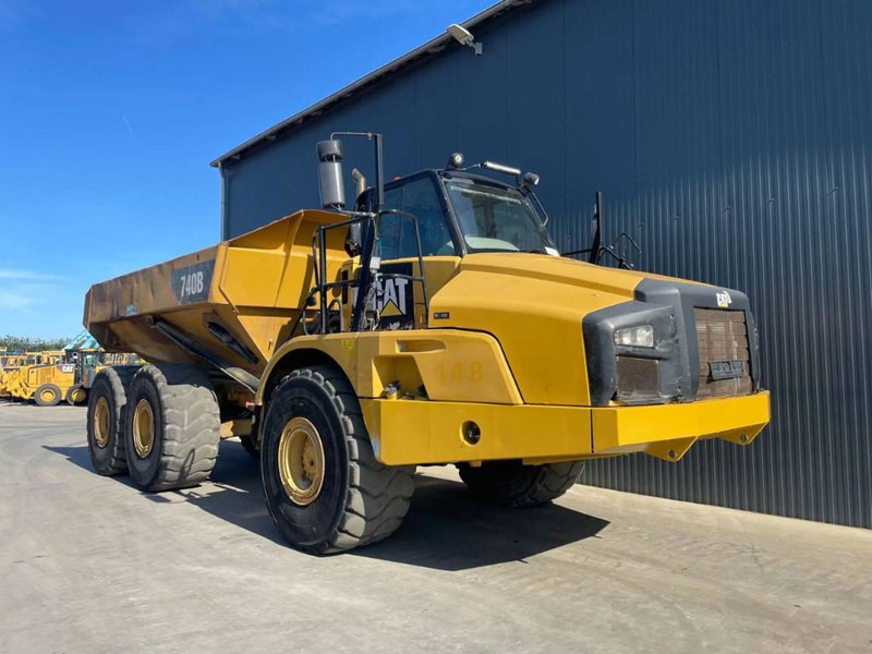 Cat 740B - 铰接式自卸车:图3 Cat 740B - 铰接式自卸车:图3
