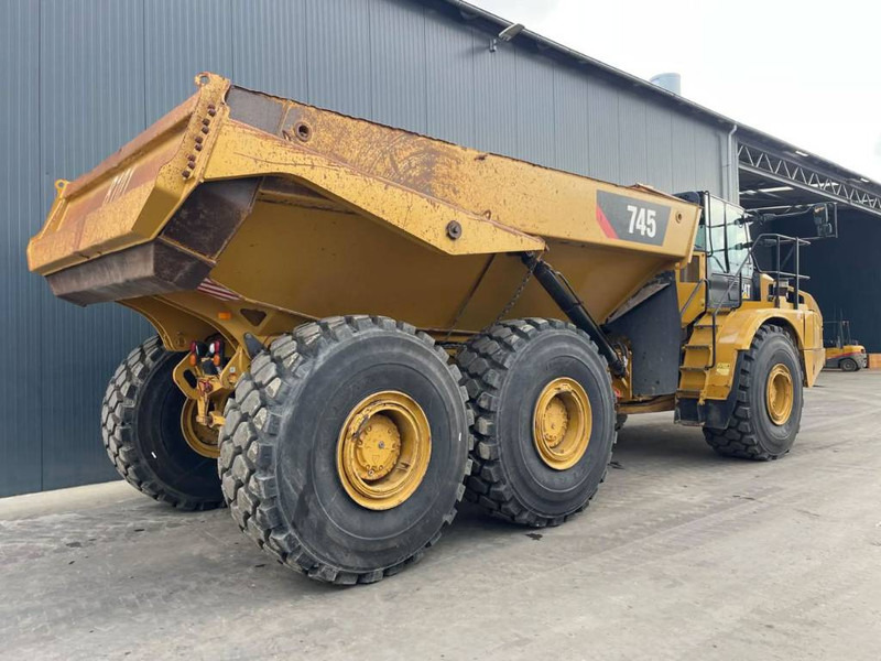 Cat 745 04A NEW TYRES - 铰接式自卸车:图4 Cat 745 04A NEW TYRES - 铰接式自卸车:图4