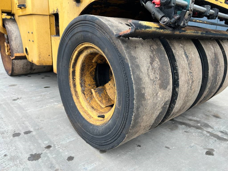 Cat CC24 - 组合式压路机:图5 Cat CC24 - 组合式压路机:图5