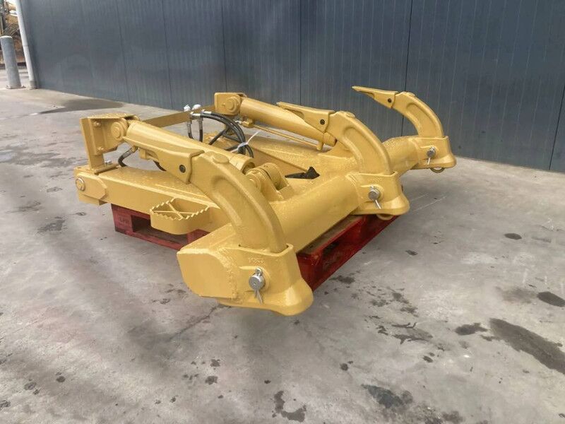 Cat D4H Ripper - 附件 适用于 建筑机械:图1 Cat D4H Ripper - 附件 适用于 建筑机械:图1