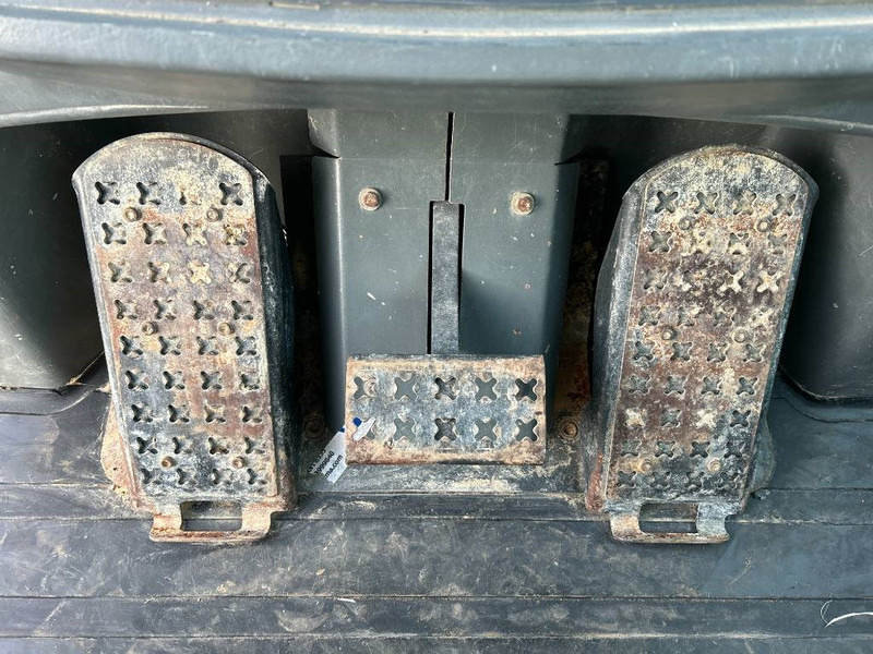 Liebherr LR634 - 履带式装载机:图4 Liebherr LR634 - 履带式装载机:图4