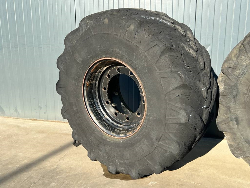 Michelin 445/70R19.5 incl. rim - 车轮/ 轮胎 适用于 建筑机械:图2 Michelin 445/70R19.5 incl. rim - 车轮/ 轮胎 适用于 建筑机械:图2