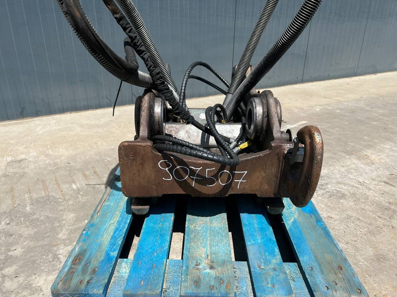 OilQuick OQ70/55 - 323E - 快速耦合器 适用于 建筑机械:图2 OilQuick OQ70/55 - 323E - 快速耦合器 适用于 建筑机械:图2