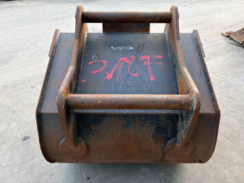 OilQuick OQ70/55 - 950mm - 铲斗 适用于 建筑机械:图5 OilQuick OQ70/55 - 950mm - 铲斗 适用于 建筑机械:图5