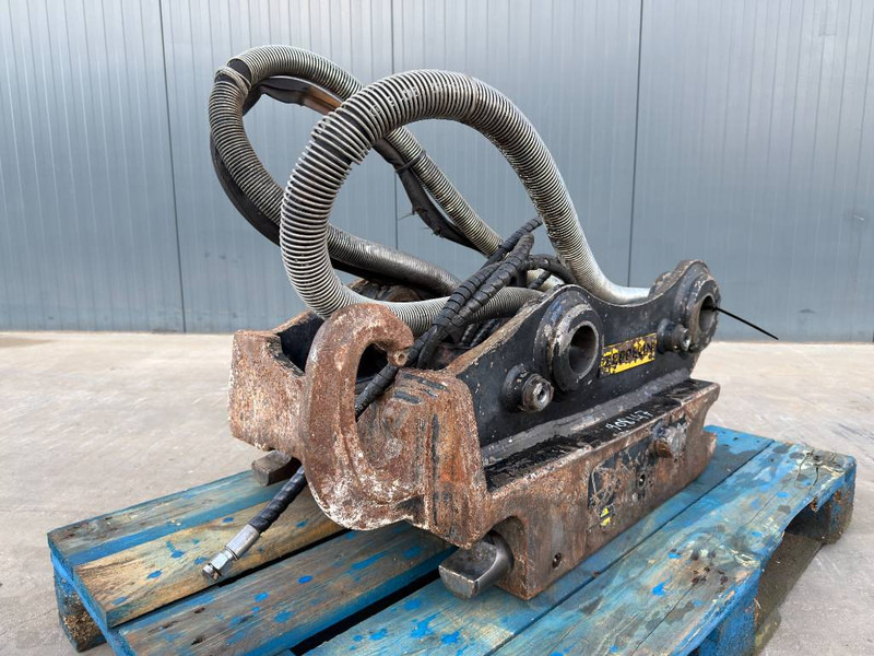 OilQuick OQ70/55 - M314F / M316F / M318F - 快速耦合器 适用于 建筑机械:图1 OilQuick OQ70/55 - M314F / M316F / M318F - 快速耦合器 适用于 建筑机械:图1