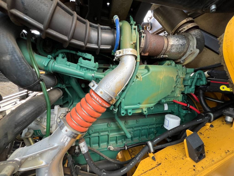 Volvo L90H - 轮式装载机:图5 Volvo L90H - 轮式装载机:图5