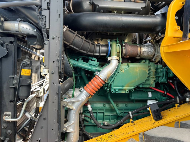 Volvo L90H - 轮式装载机:图4 Volvo L90H - 轮式装载机:图4